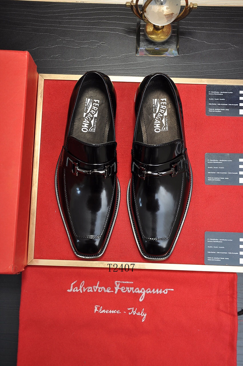 Ferragamo sz38-44 10